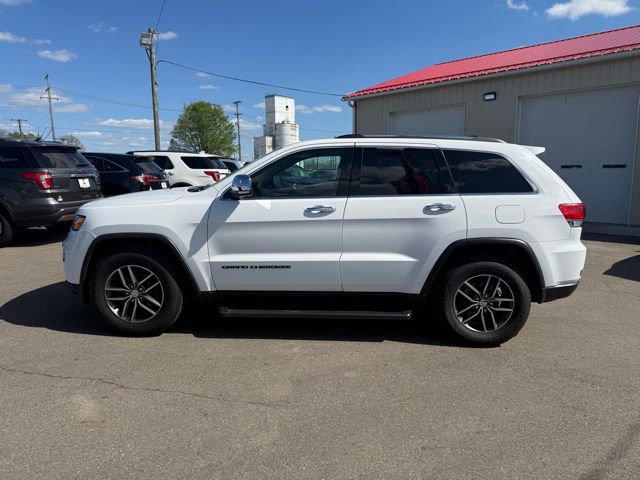 Used 2017 Jeep Grand Cherokee Limited AWD/4WD image 6