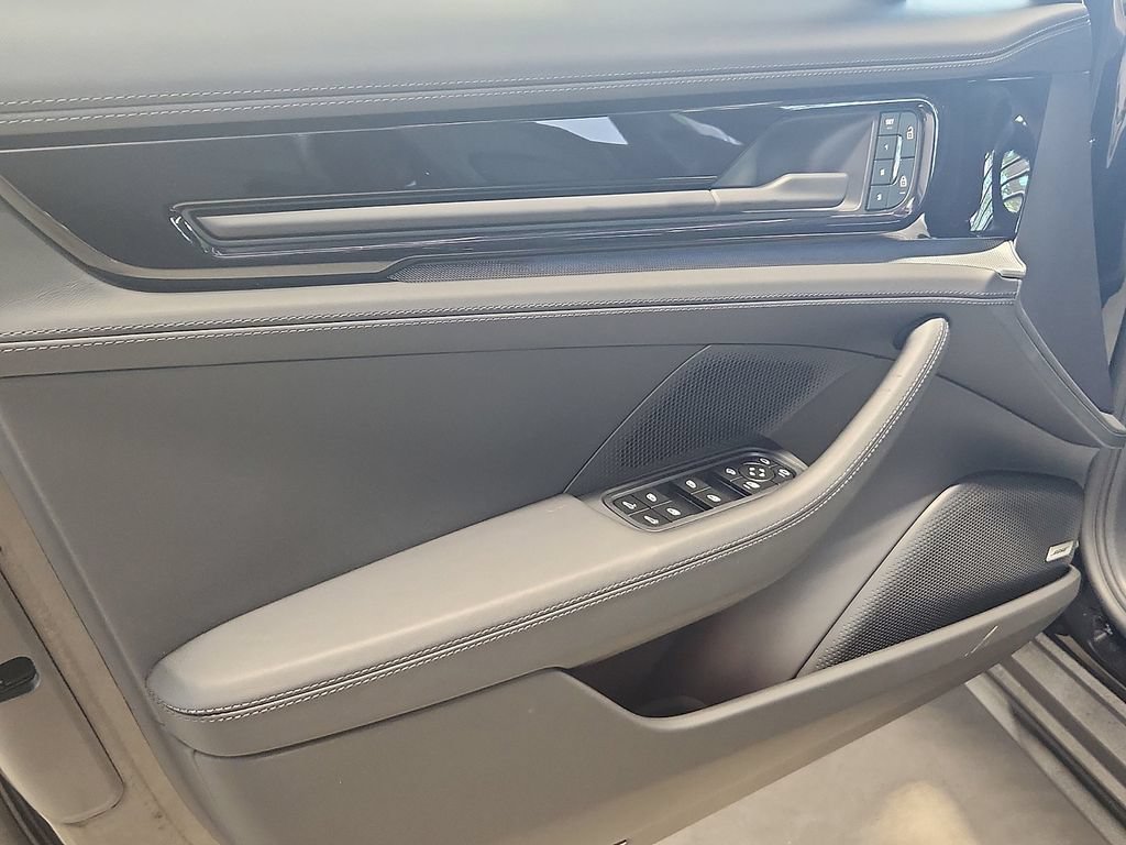 New 2026 Porsche Panamera 4 AWD/4WD image 13