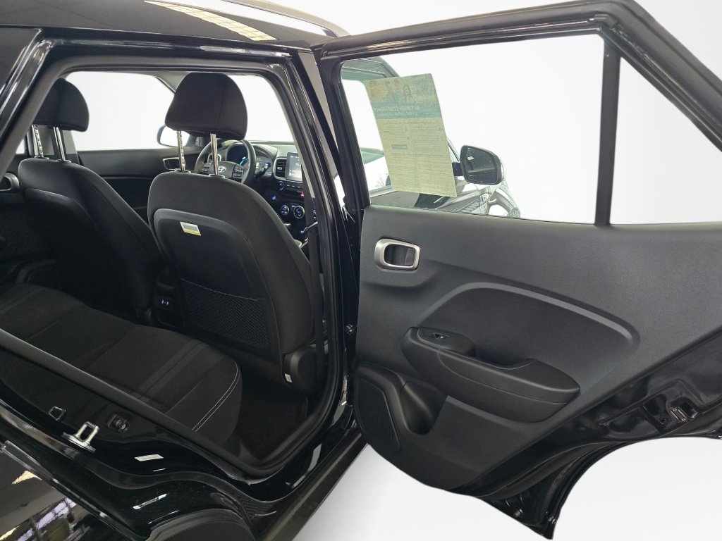 New 2026 Hyundai Venue SEL FWD image 37