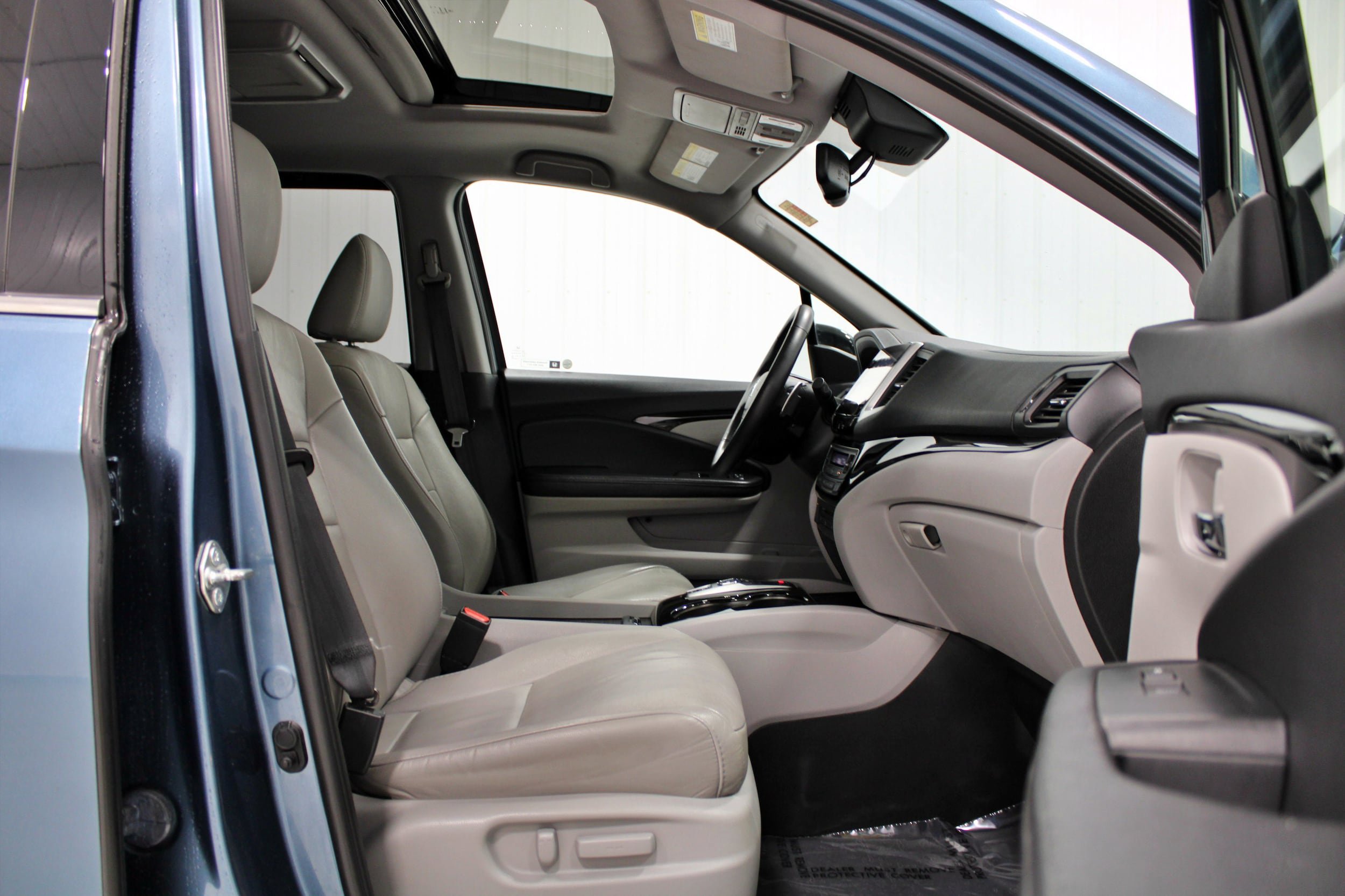 Used 2017 Honda Pilot Touring image 26