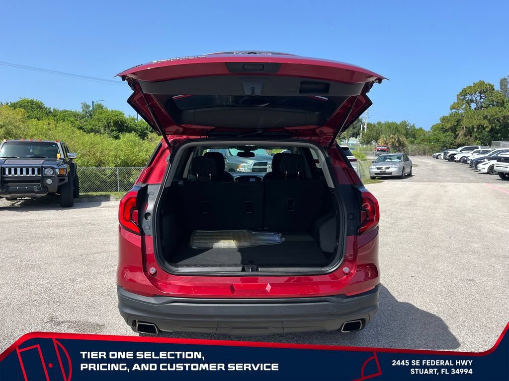 Used 2018 GMC Terrain SLE w/ Driver Convenience Package FWD image 16