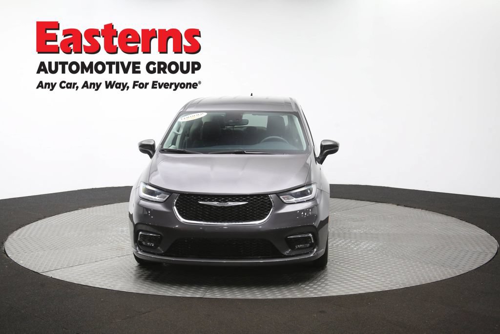 Used 2023 Chrysler Pacifica Touring-L FWD image 54