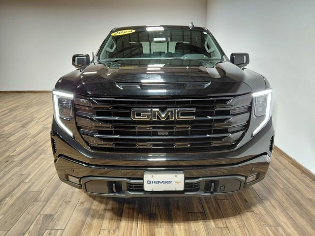 Used 2024 GMC Sierra 1500 Elevation w/ Elevation Premium Package image 21