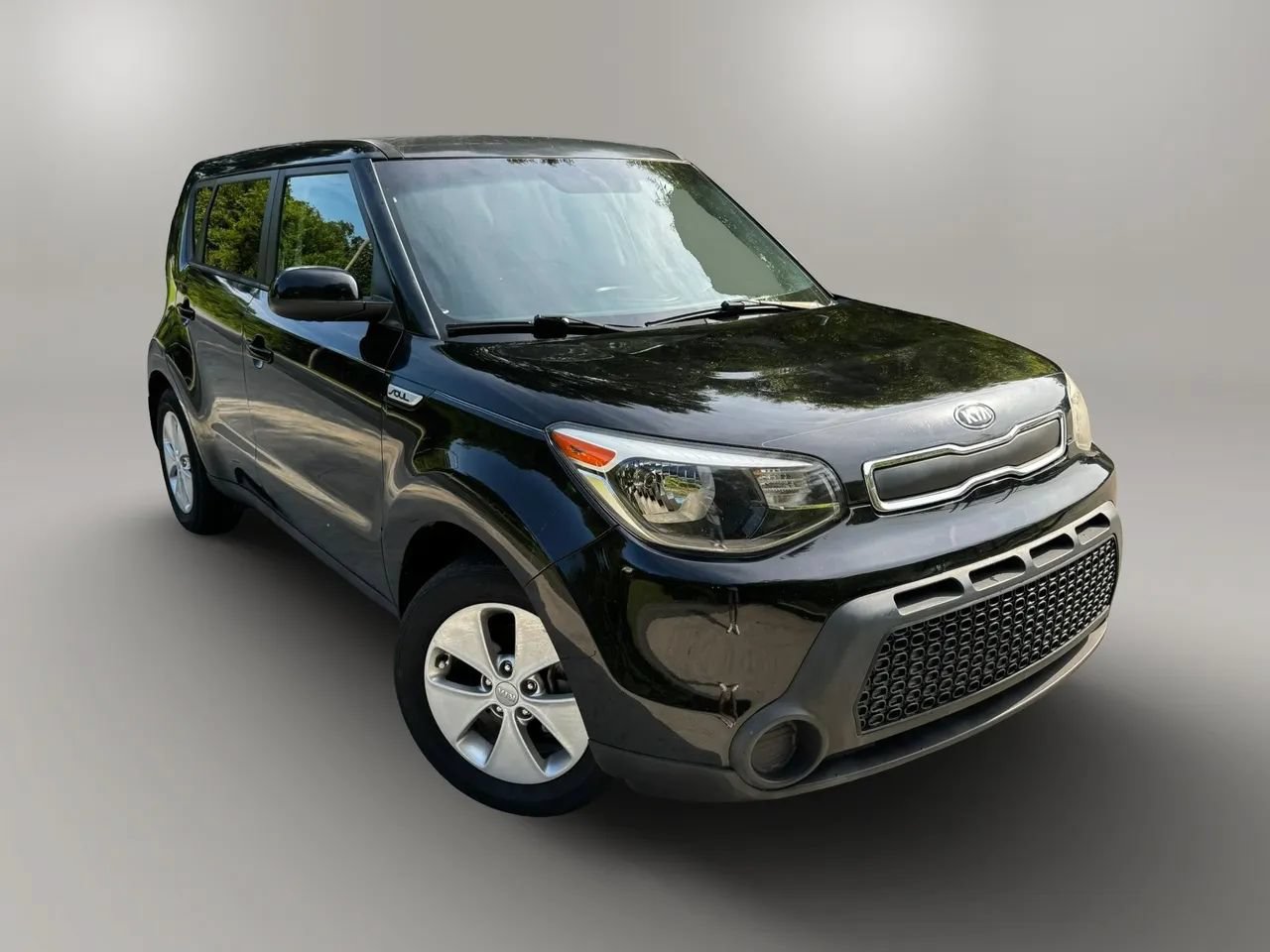 Used 2015 Kia Soul FWD image 2