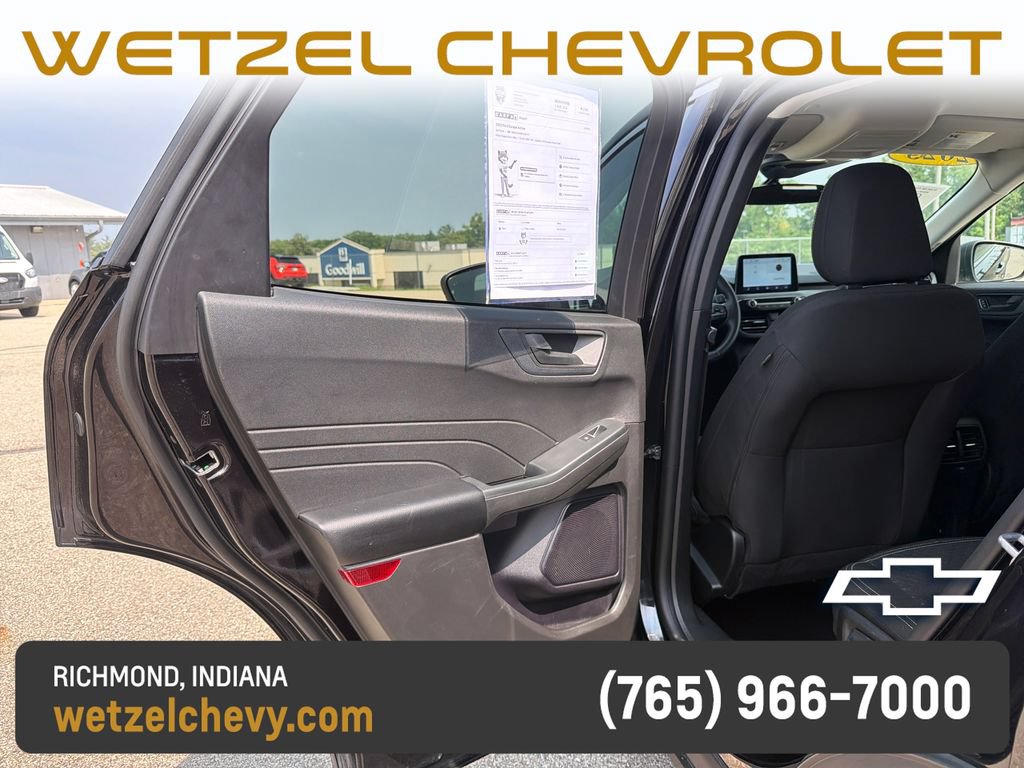Used 2023 Ford Escape Active AWD/4WD image 13