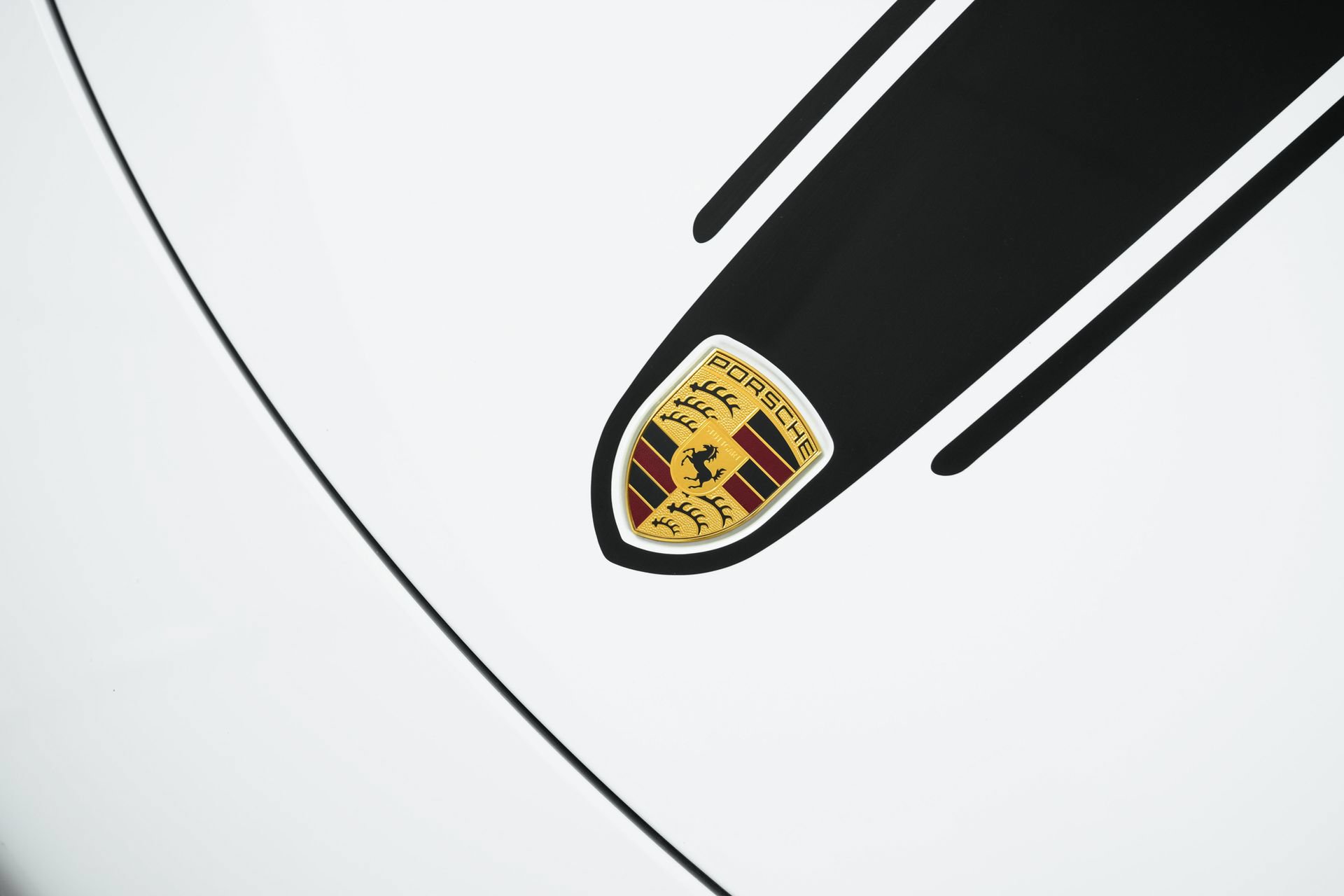 Used 2025 Porsche 718 Cayman RWD image 40