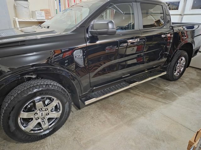 Used 2025 Ford Ranger XLT w/ Equipment Group 301A High AWD/4WD image 2