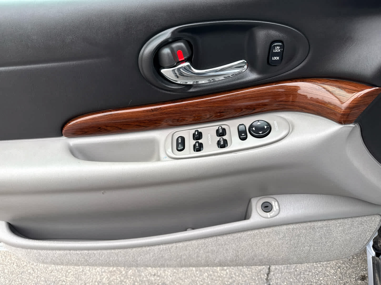 Used 2005 Buick Le Sabre Custom FWD image 10