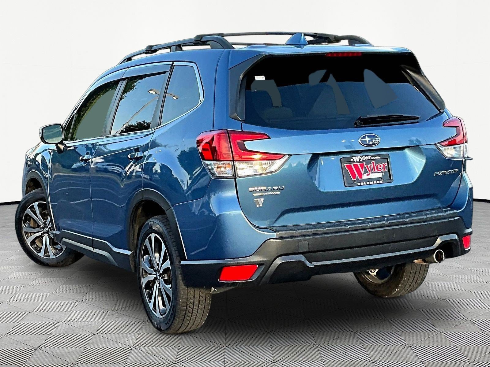 Used 2021 Subaru Forester Limited w/ Popular Package #3 AWD/4WD image 4