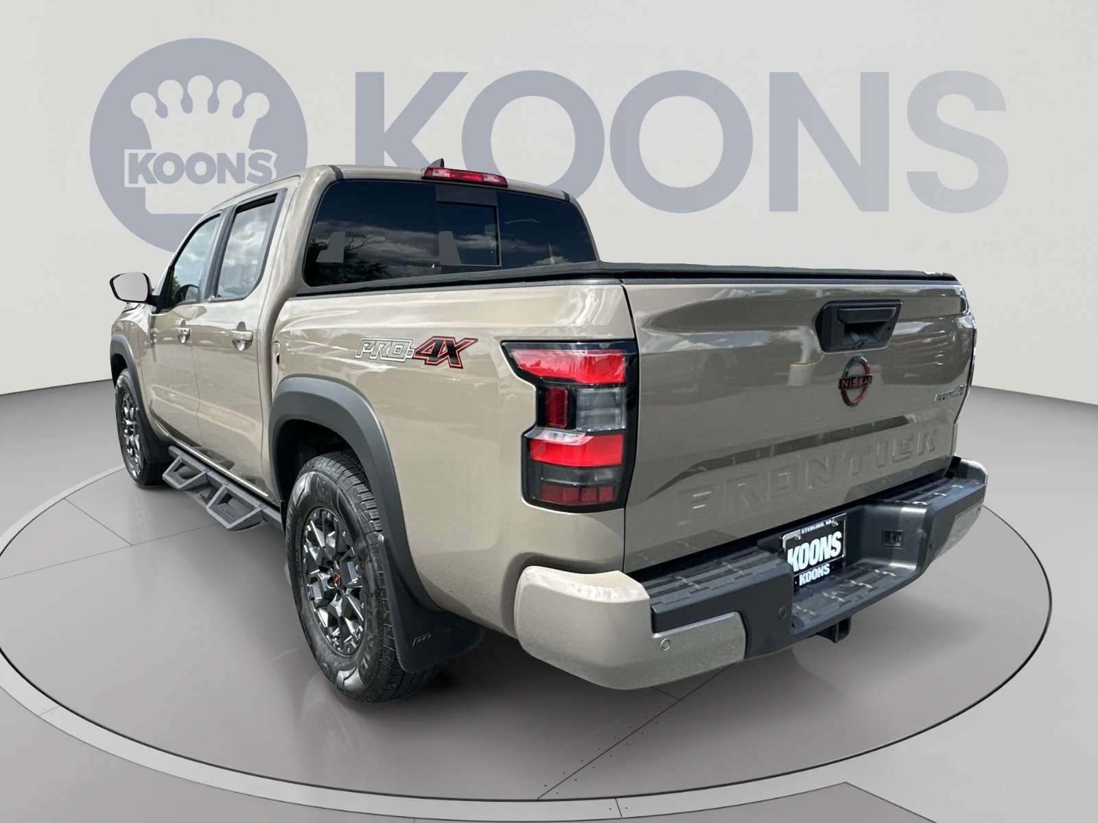 Used 2023 Nissan Frontier PRO-4X w/ Pro-4X Premium Package AWD/4WD image 14