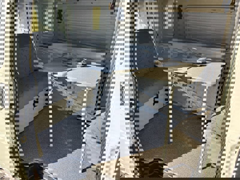 Used 2000 Volkswagen Eurovan MV image 36