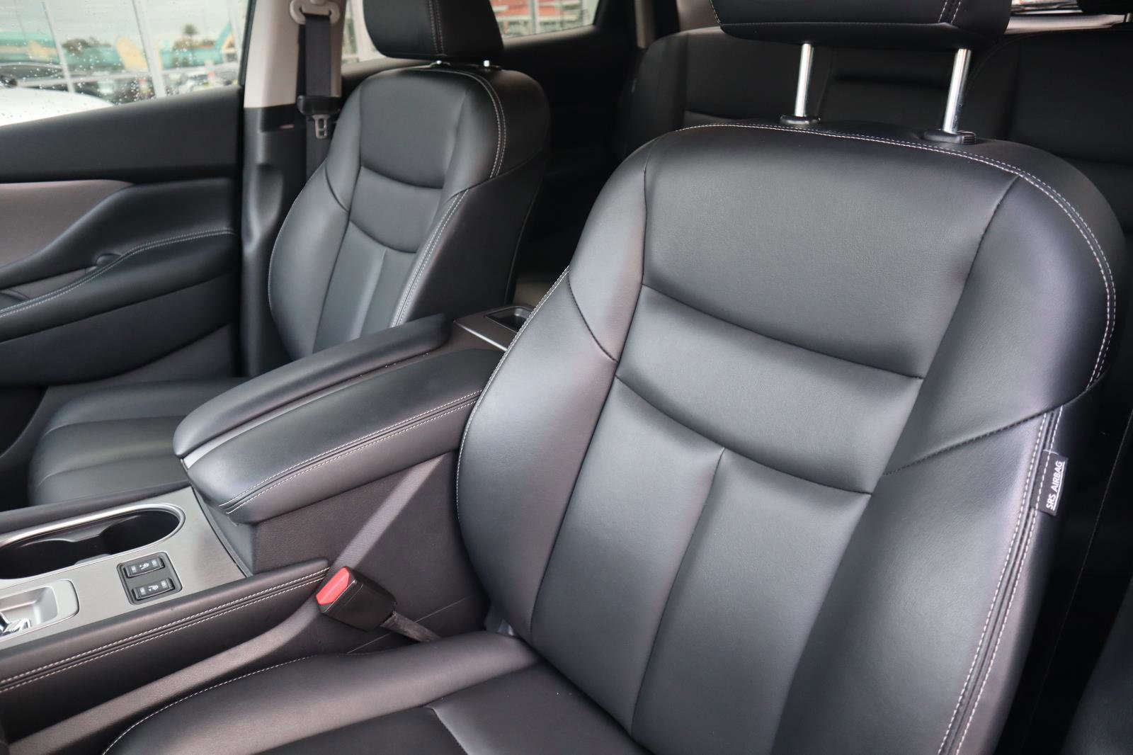 Certified 2024 Nissan Murano SV w/ SV Midnight Edition Package image 20