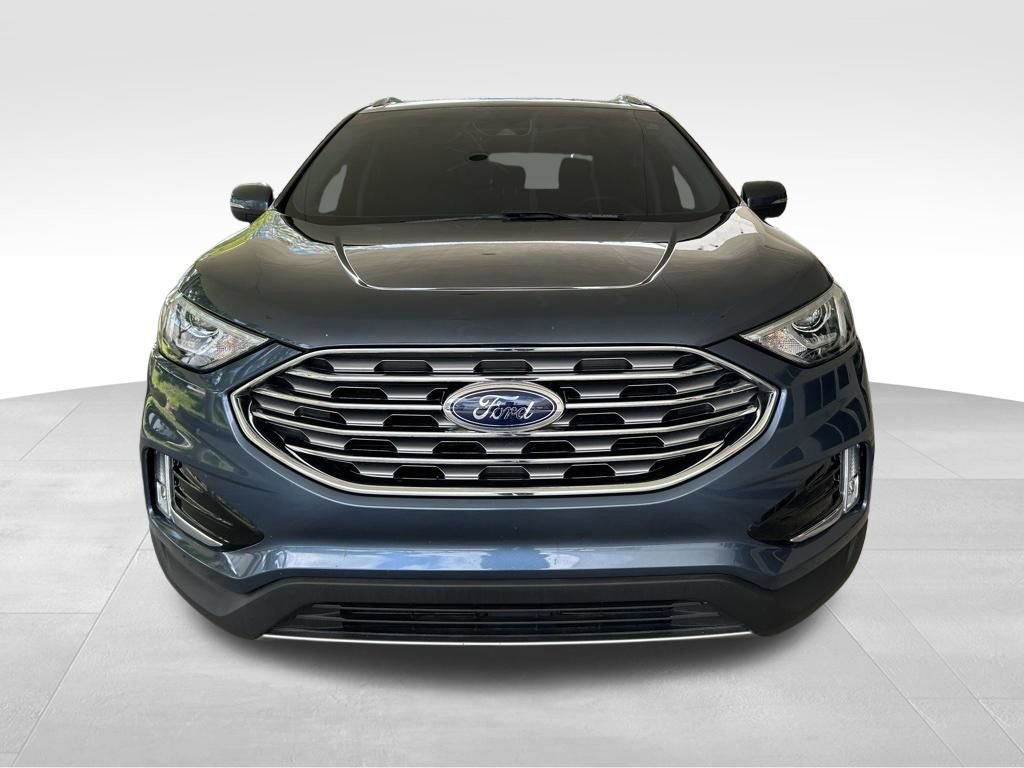 Used 2019 Ford Edge Titanium w/ Cargo Accessory Package FWD image 11