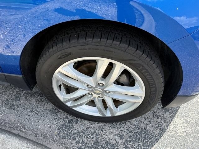 Used 2019 Chevrolet Equinox Premier FWD image 9