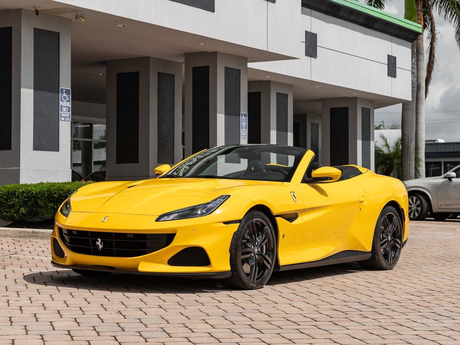 Used 2022 Ferrari Portofino M image 33