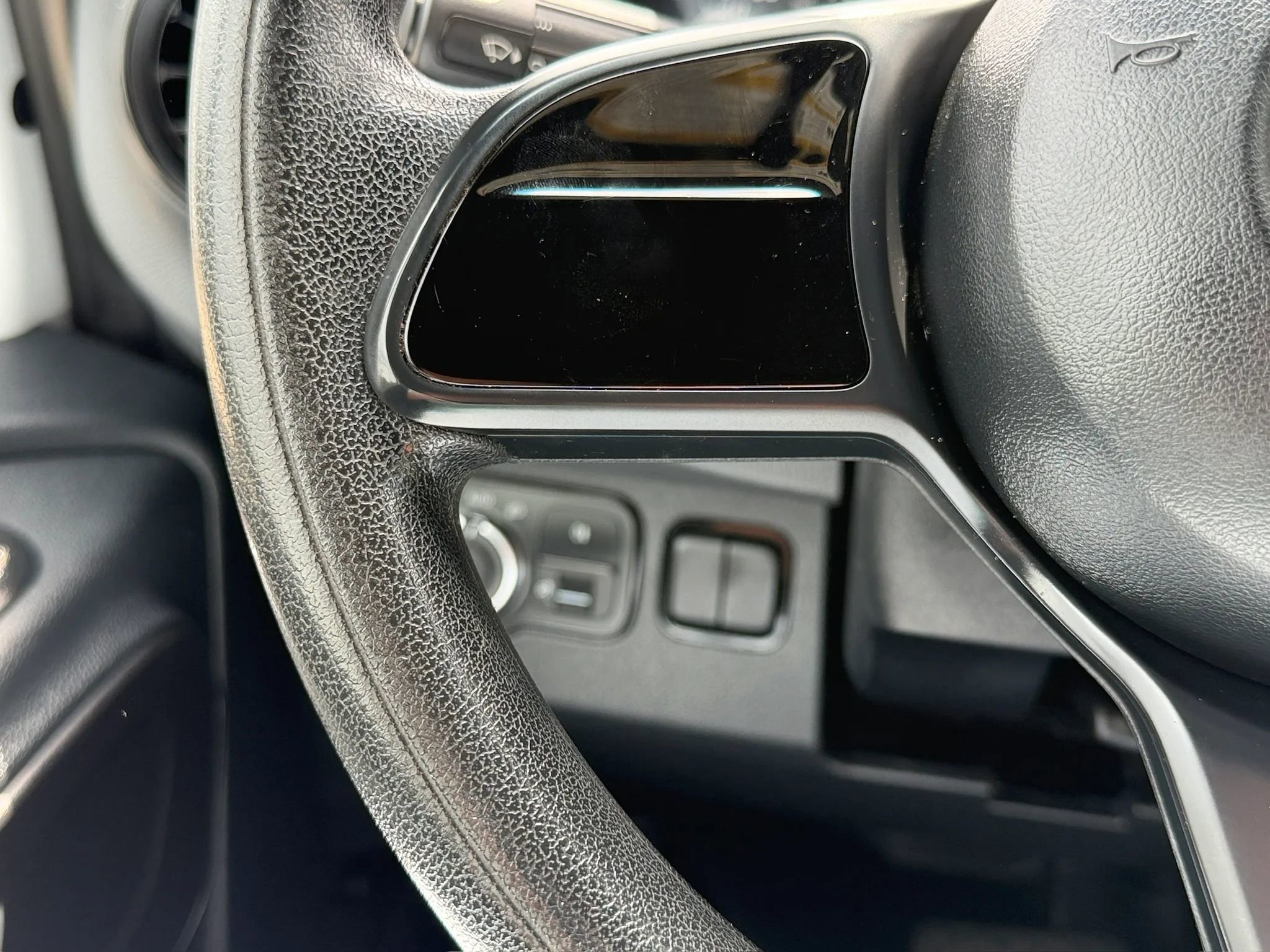 Used 2019 Mercedes-Benz Sprinter 170 Cargo image 16