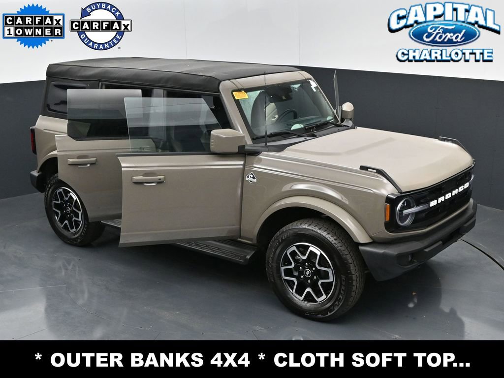 Used 2025 Ford Bronco Outer Banks image 35