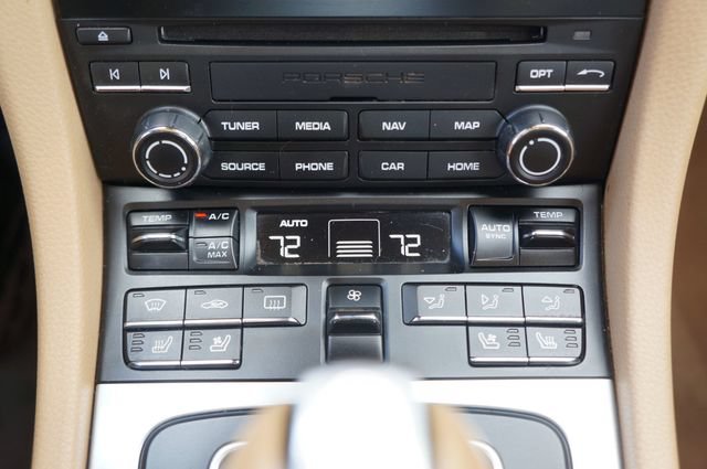 Used 2017 Porsche 911 Carrera image 38