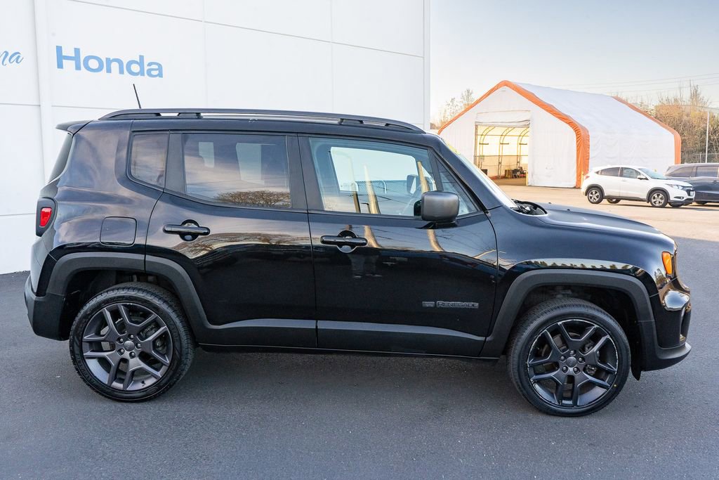 Used 2021 Jeep Renegade Latitude image 16