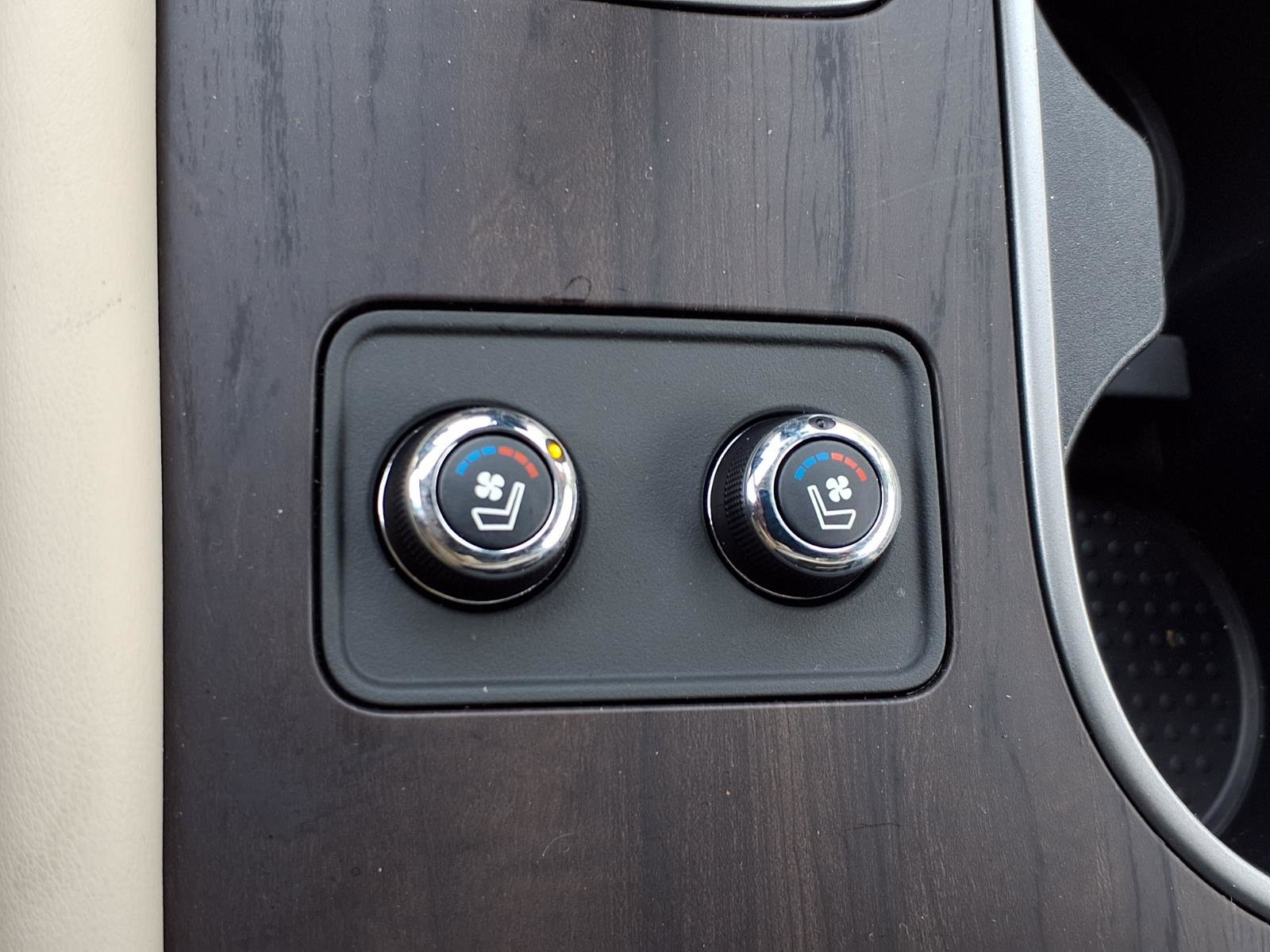 Certified 2024 Nissan Murano Platinum w/ Cargo Package image 21