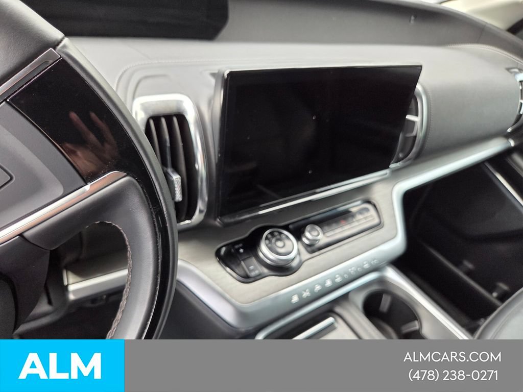 Used 2025 Ford Expedition Platinum AWD/4WD image 19