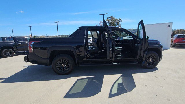 Used 2025 Chevrolet Silverado EV LT w/ LT Premium Package AWD/4WD image 9