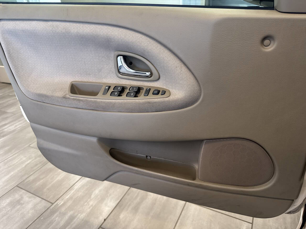 Used 2001 Volvo S40 image 25