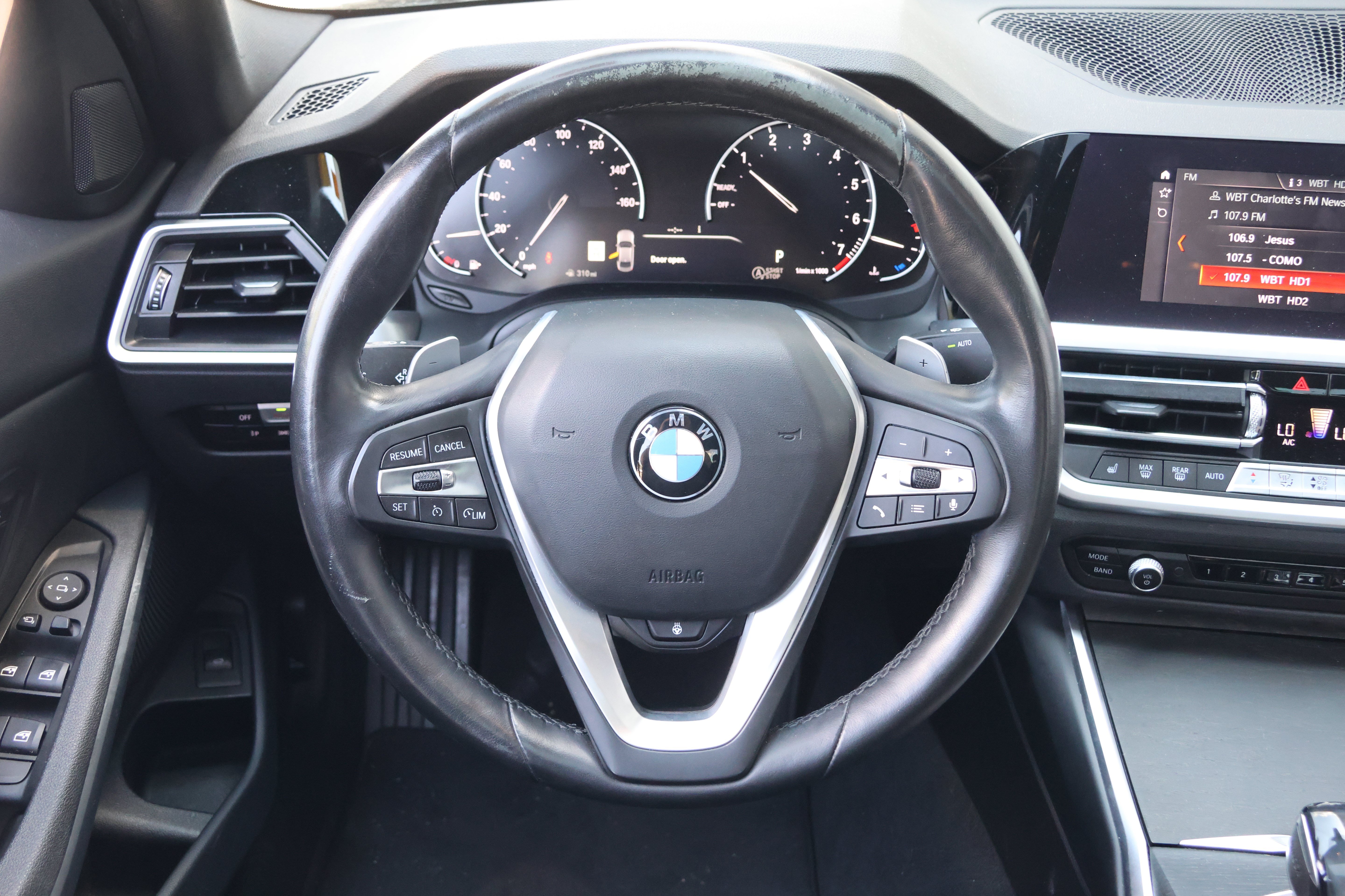 Used 2020 BMW 330i Sedan w/ Driving Assistance Package RWD image 17