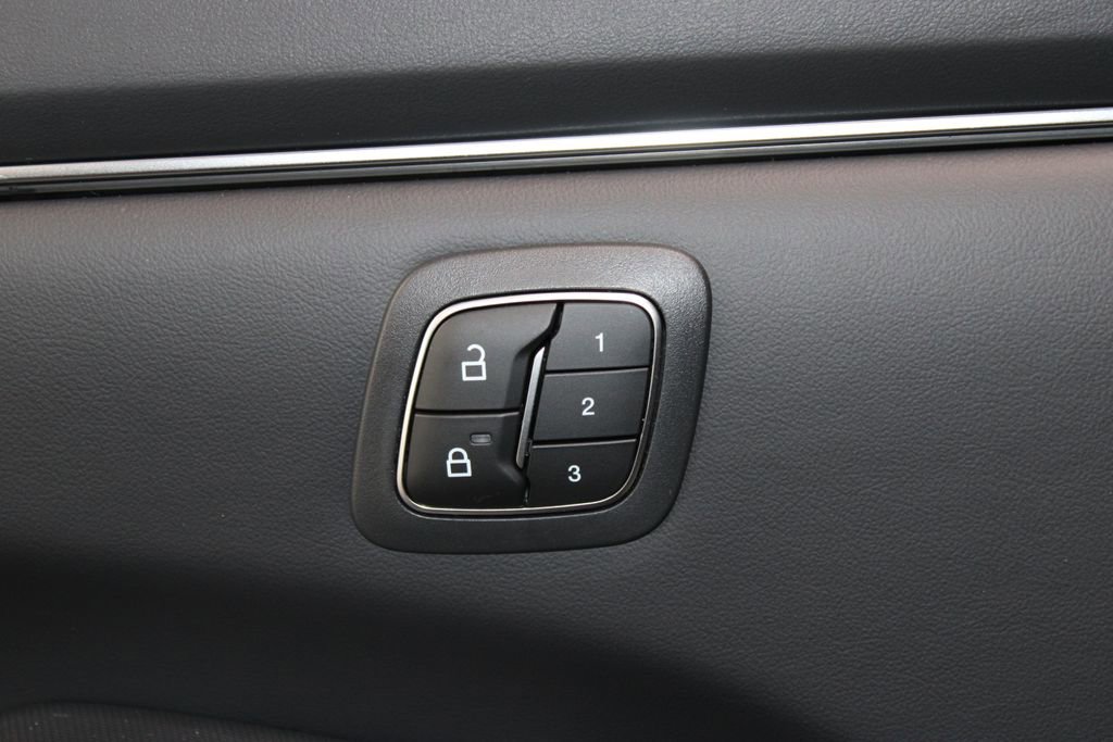 Used 2024 Ford Mustang Mach-E Select w/ Comfort Package Lite image 33