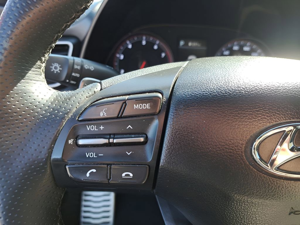 Used 2020 Hyundai Veloster Turbo Ultimate image 13