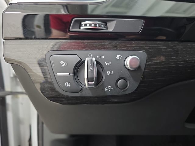 Used 2019 Audi Q7 3.0T Prestige w/ Prestige Package AWD/4WD image 25
