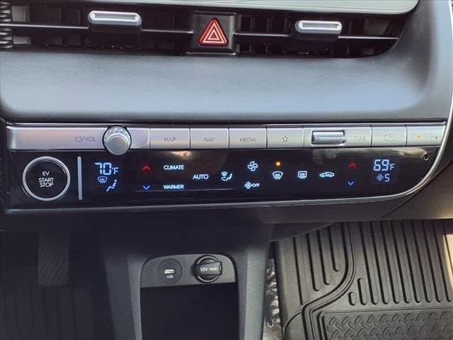 Used 2024 Hyundai Ioniq 5 SEL image 15
