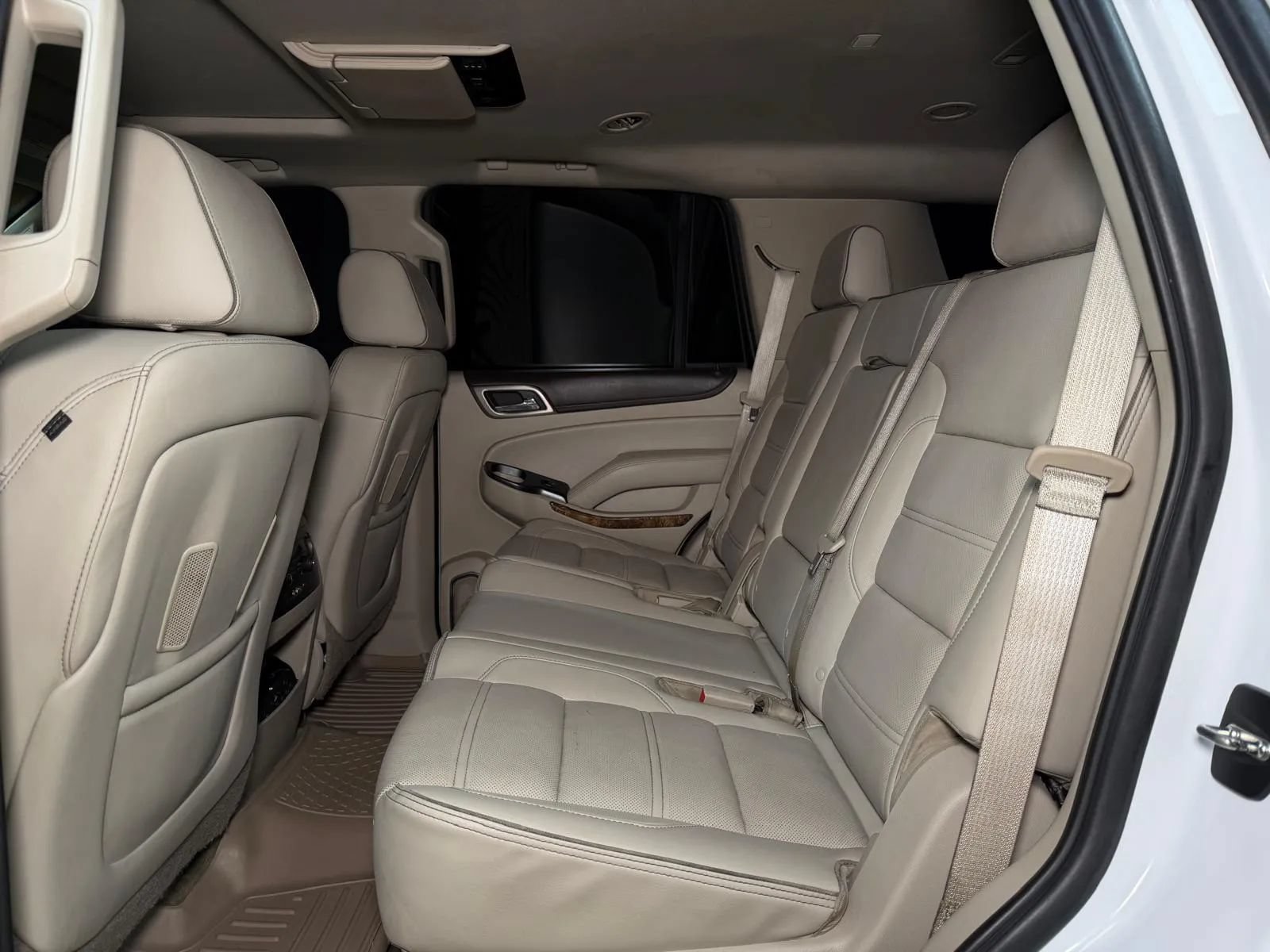 Used 2015 GMC Yukon Denali w/ Premium Package RWD image 20