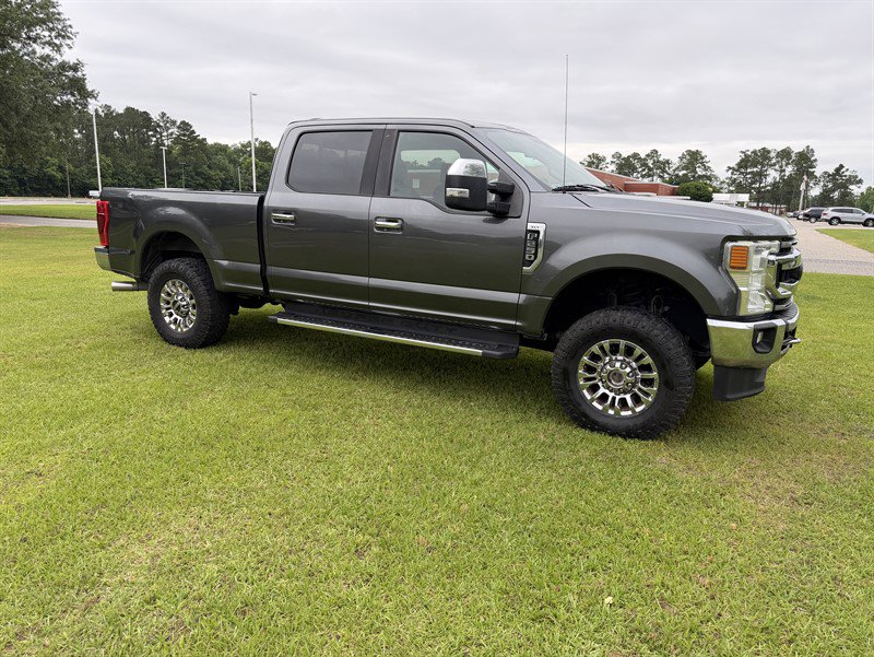 Used 2020 Ford F250 XLT w/ XLT Premium Package AWD/4WD image 10