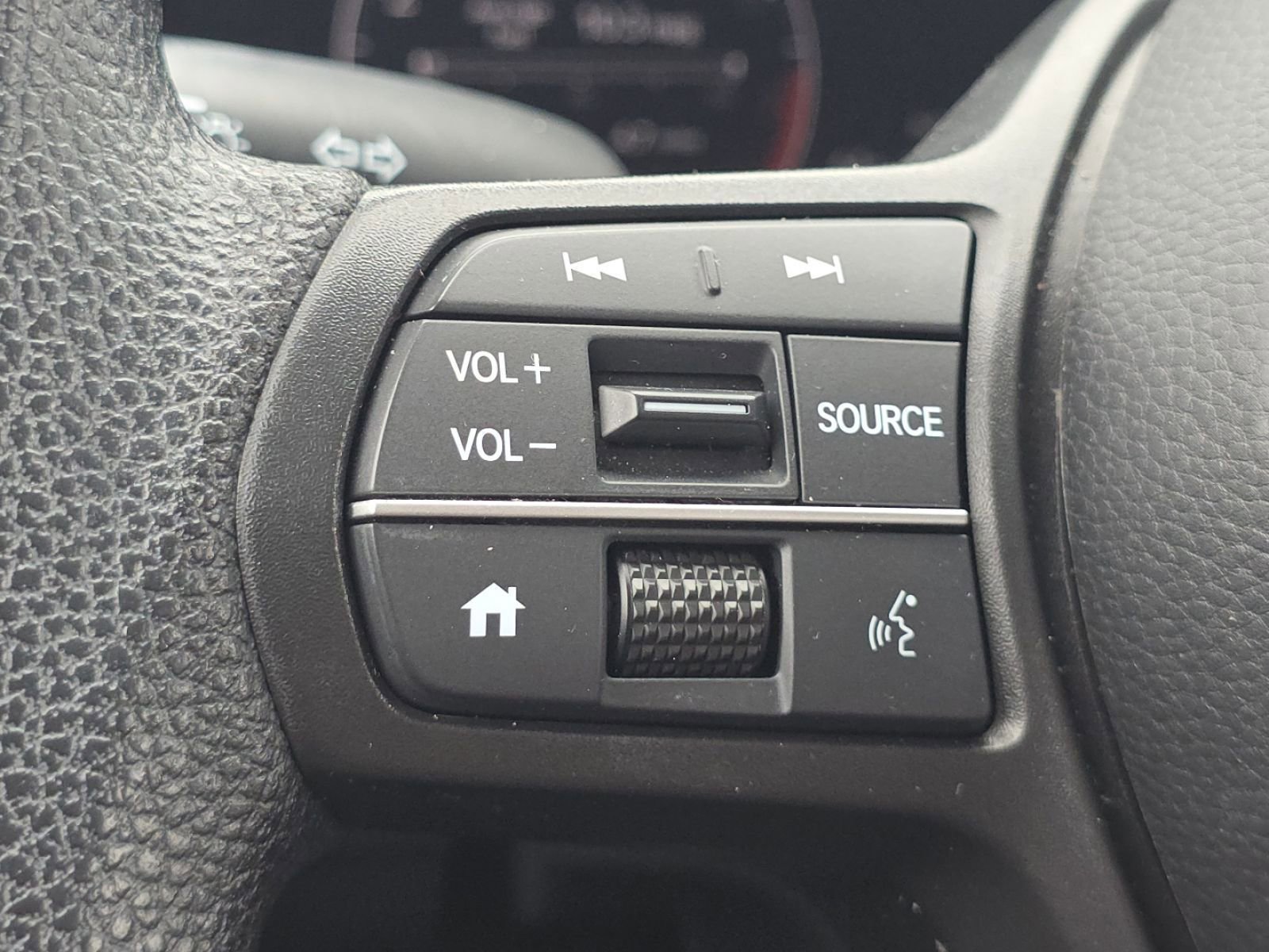 Certified 2024 Honda HR-V LX image 31