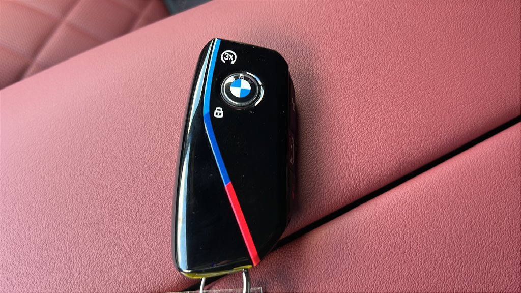 New 2027 BMW X6 M60i AWD/4WD image 28