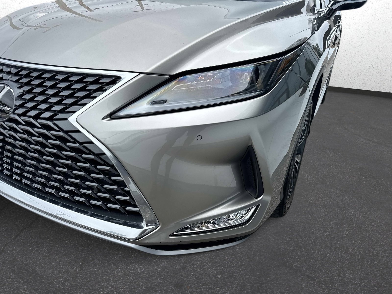Certified 2022 Lexus RX 350 FWD w/ Premium Package image 9