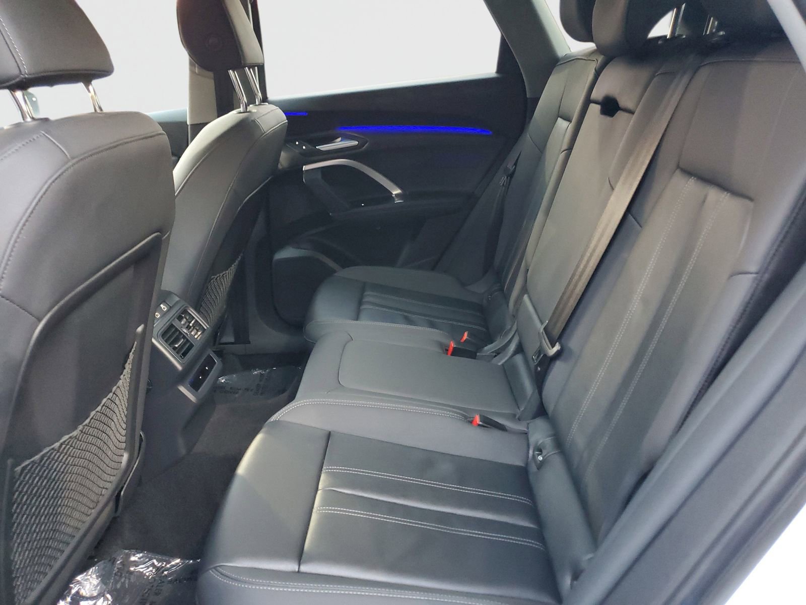 Used 2025 Audi Q5 Premium w/ Convenience Package image 15