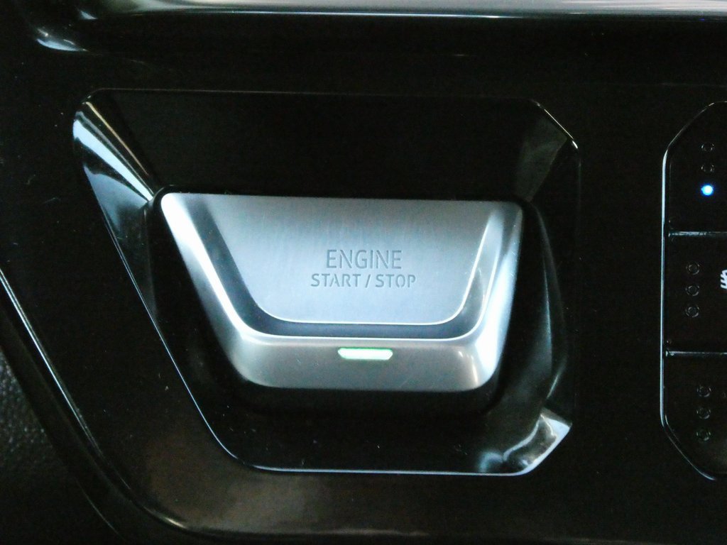 Used 2023 GMC Sierra 1500 Denali w/ Denali Reserve Package image 11