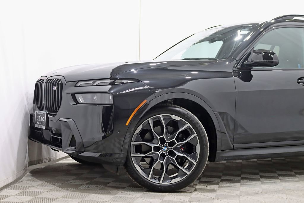 Used 2024 BMW X7 M60i w/ Executive Package image 2