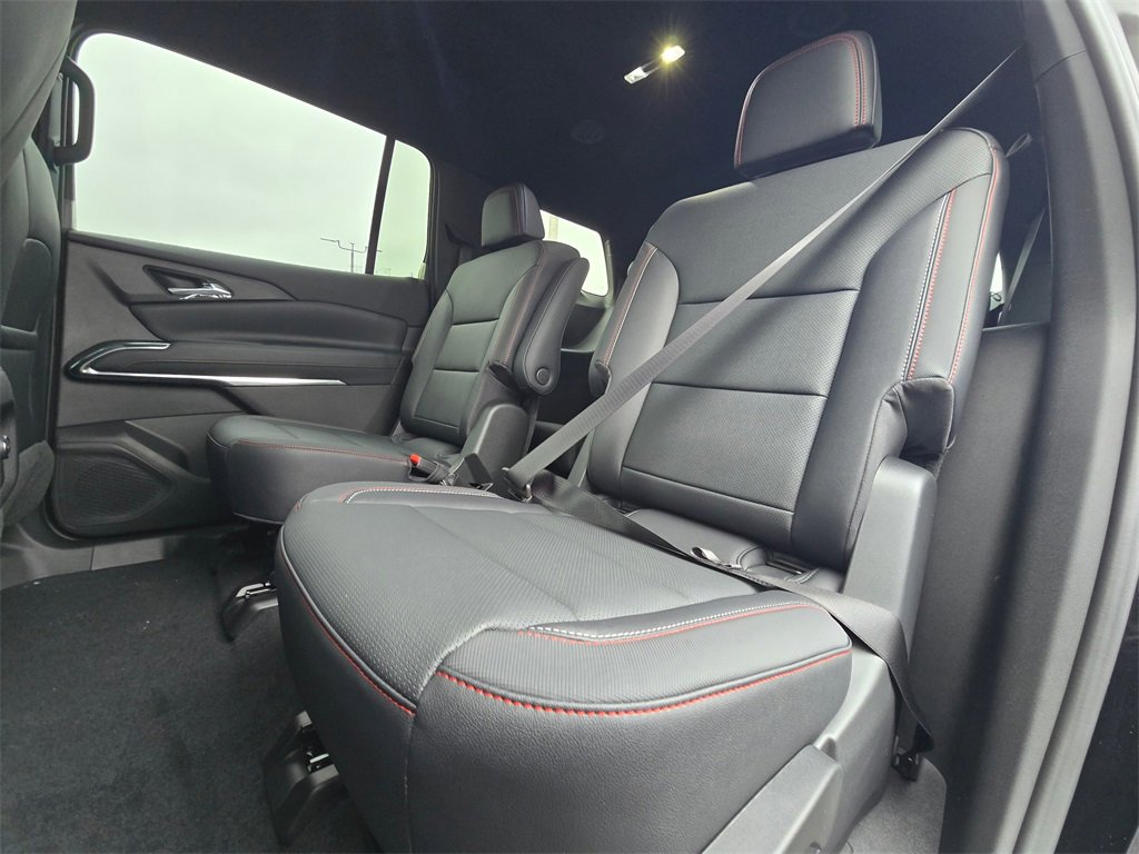 New 2026 Chevrolet Traverse Z71 image 12