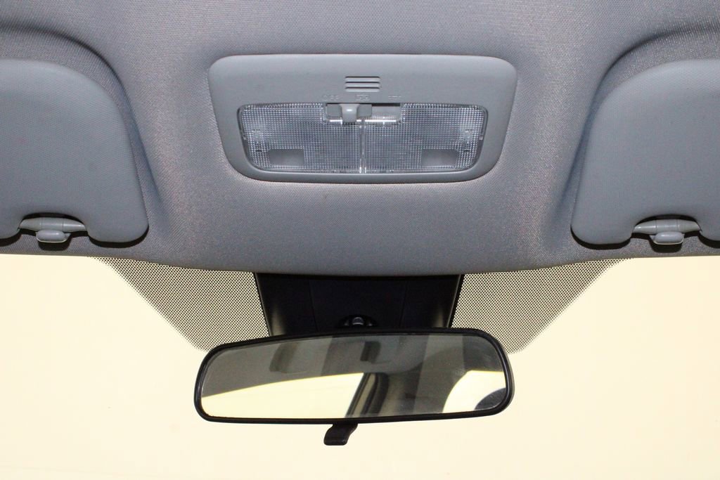 Used 2017 Toyota Corolla LE image 26