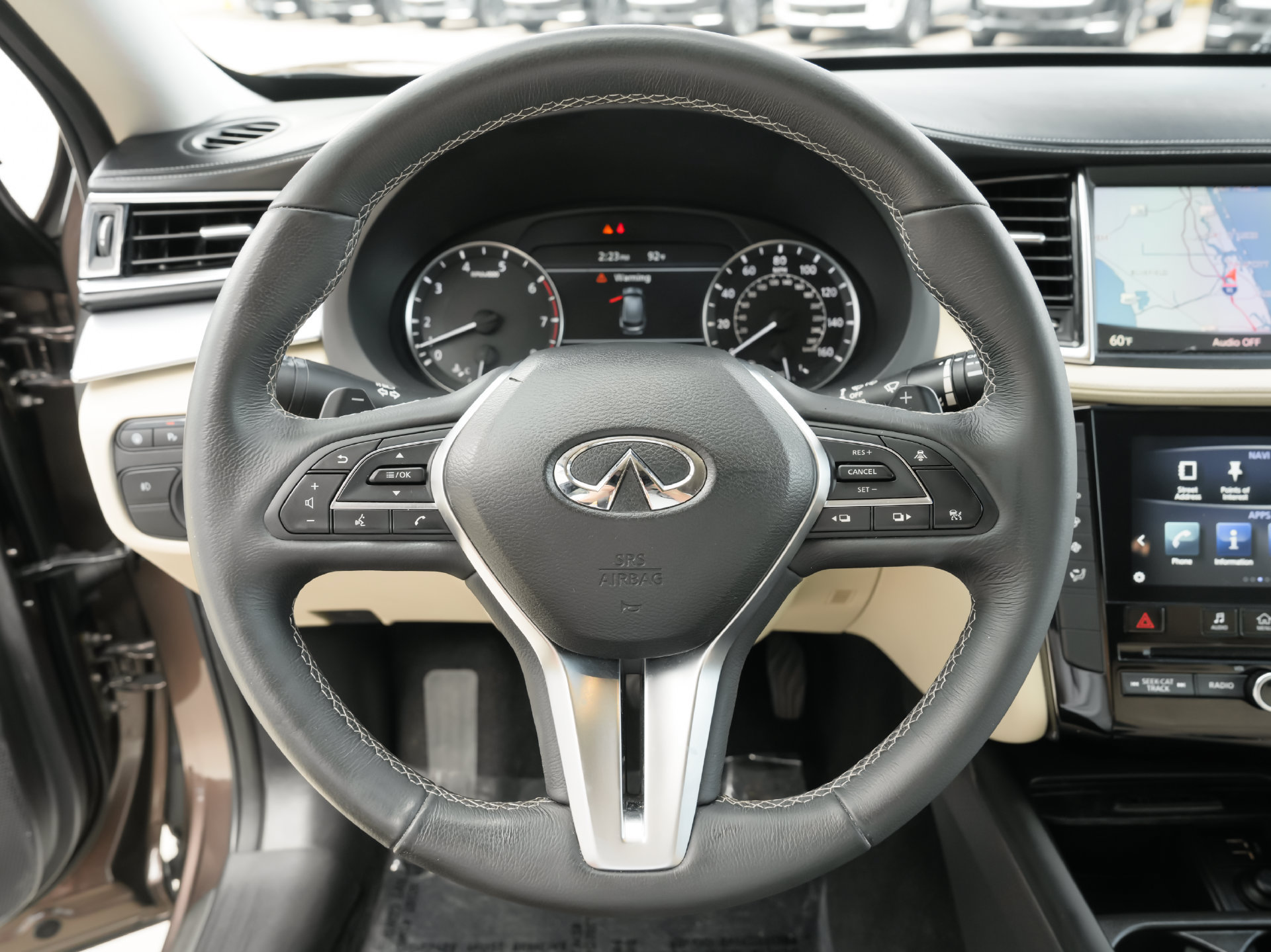 Used 2019 INFINITI QX50 Essential w/ Premium Audio Package AWD/4WD image 9
