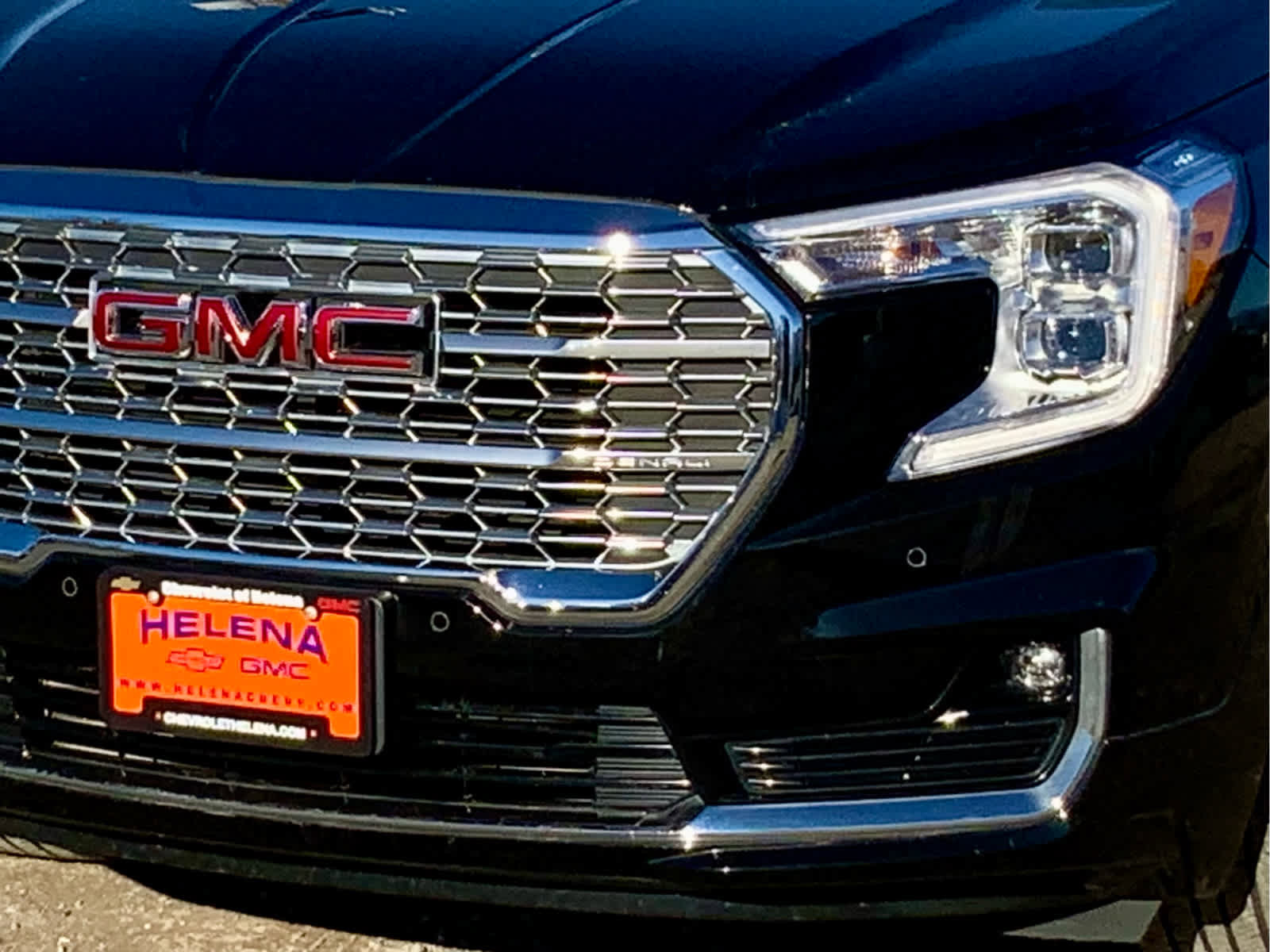 Used 2022 GMC Terrain Denali image 13