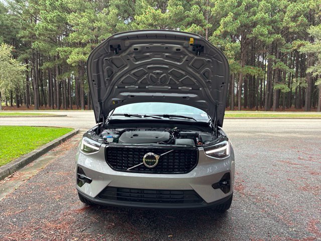 New 2026 Volvo XC40 B5 Plus w/ Protection Package Premier AWD/4WD image 21