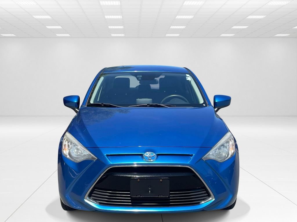 Used 2017 Toyota Yaris iA FWD image 2