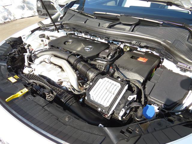 Used 2025 Mercedes-Benz GLA 250 4MATIC image 7