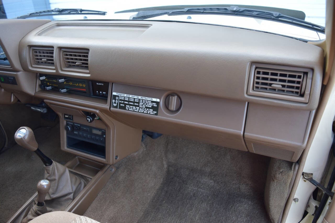 Used 1988 Toyota Pickup SR5 image 59