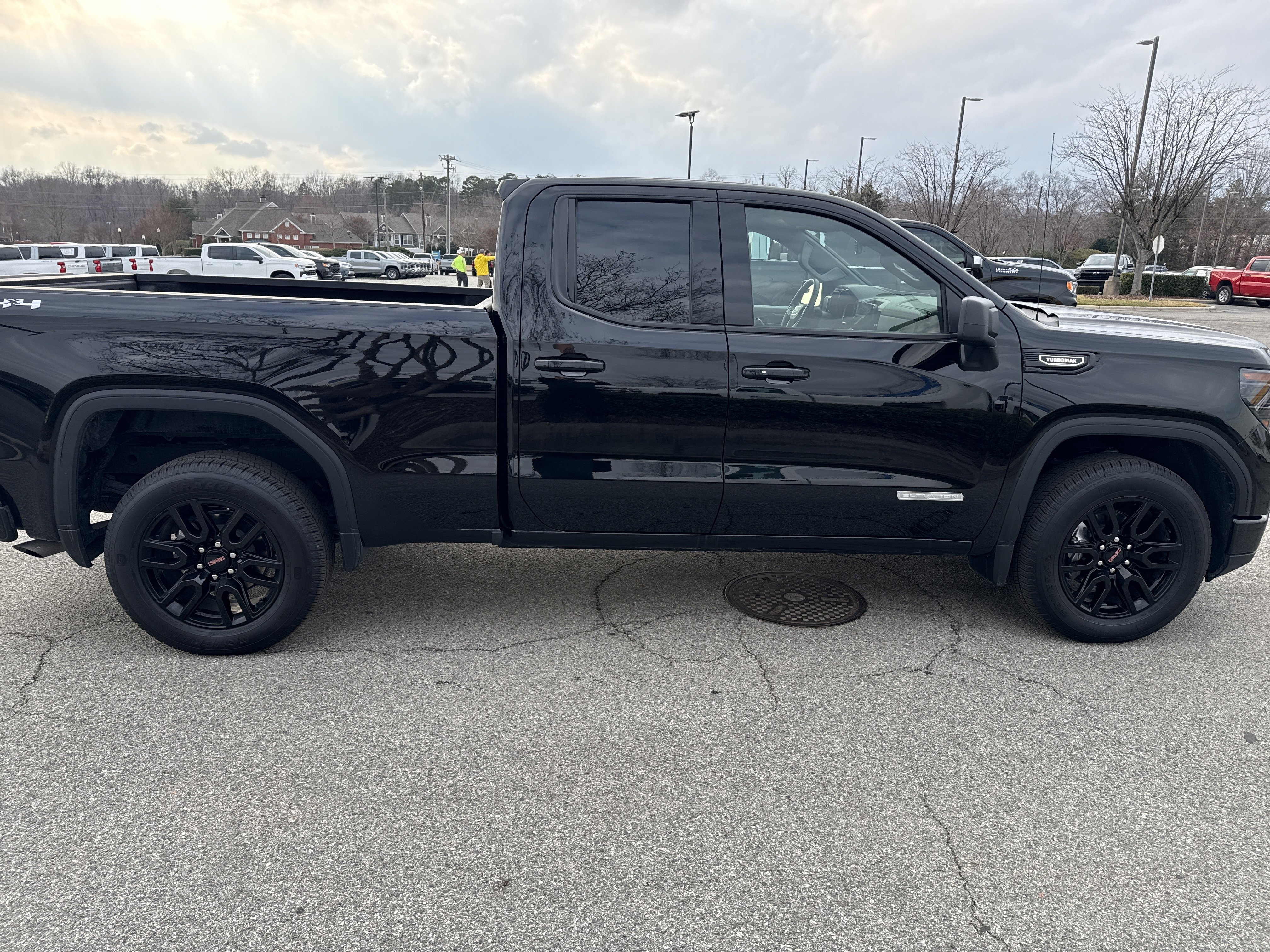 Certified 2025 GMC Sierra 1500 Elevation image 11