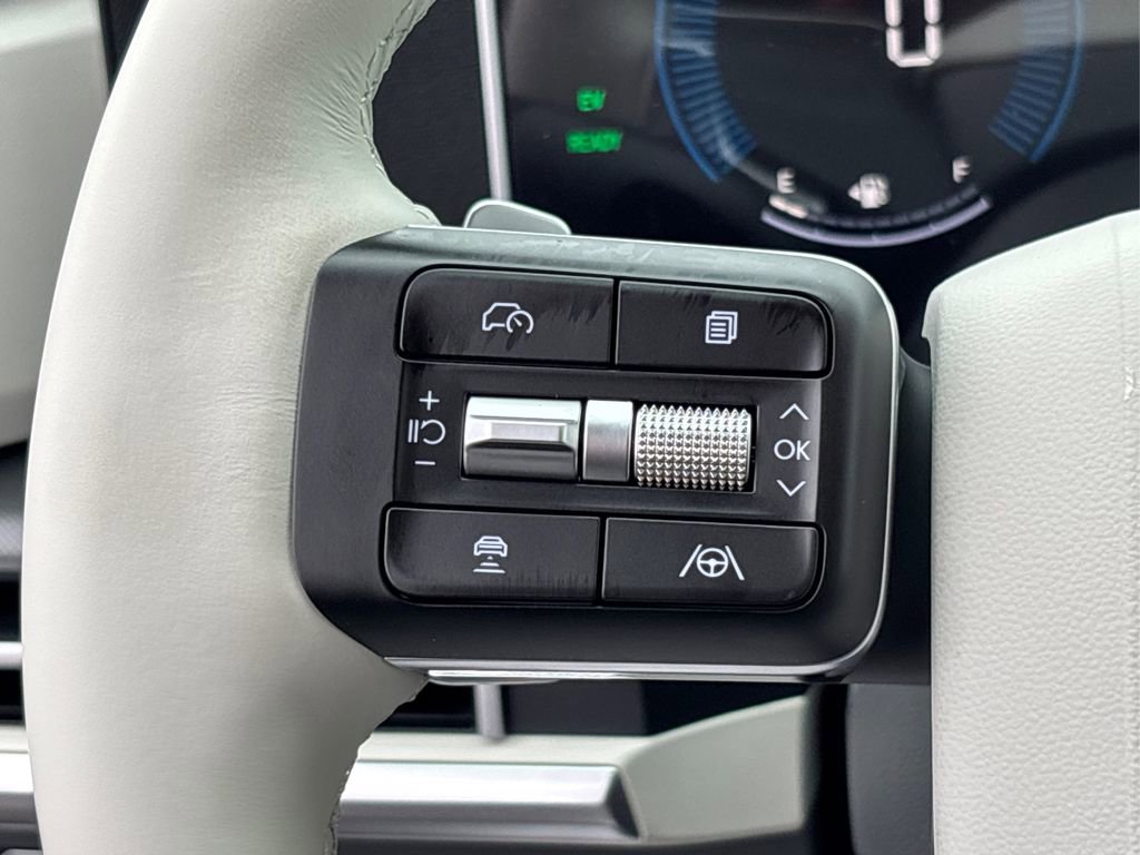 New 2026 Hyundai Santa Fe SE image 21